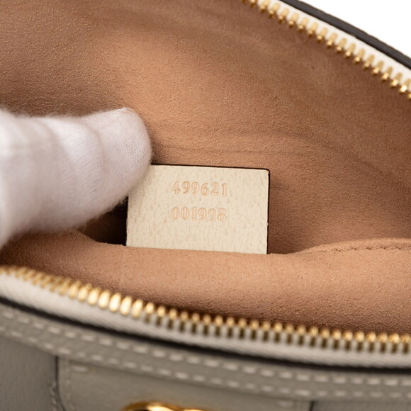 GUCCI Authentic White Leather Shoulder Bag - Picture 6 of 6